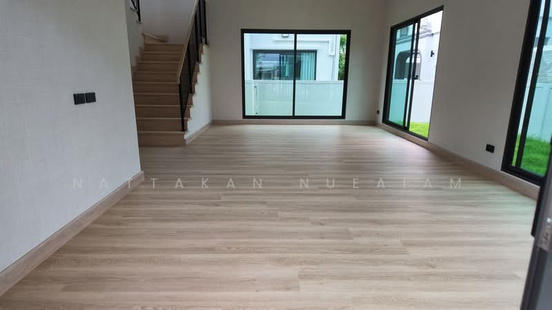 Venue Form Bangna-Srivaree, Samut Prakan, Srisa Chorakhe Yai, Bang Sao Thong, Samut Prakan, 3 Bedrooms, 188 sqm, Single Detached House For Sale, by Nattakan nueaiam, 500475667 - DDproperty.com