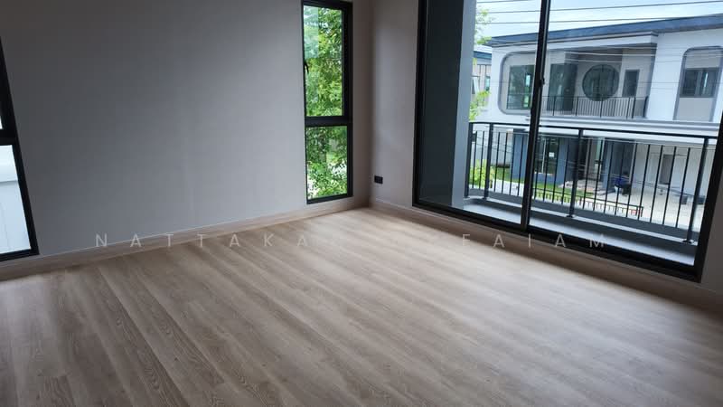 Venue Form Bangna-Srivaree, Samut Prakan, Srisa Chorakhe Yai, Bang Sao Thong, Samut Prakan, 3 Bedrooms, 188 sqm, Single Detached House For Sale, by Nattakan nueaiam, 500475667 - DDproperty.com