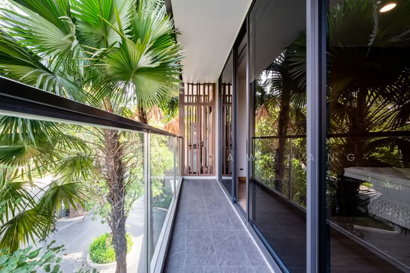 Park Court Sukhumvit 77, Bangkok, T77 Sukhumvit 77, Phra Kanong Nua, Watthana, Bangkok, 4 Bedrooms, 285 sqm, Condo For Sale, by Kanrutai Dawruang, 500475668 - DDproperty.com