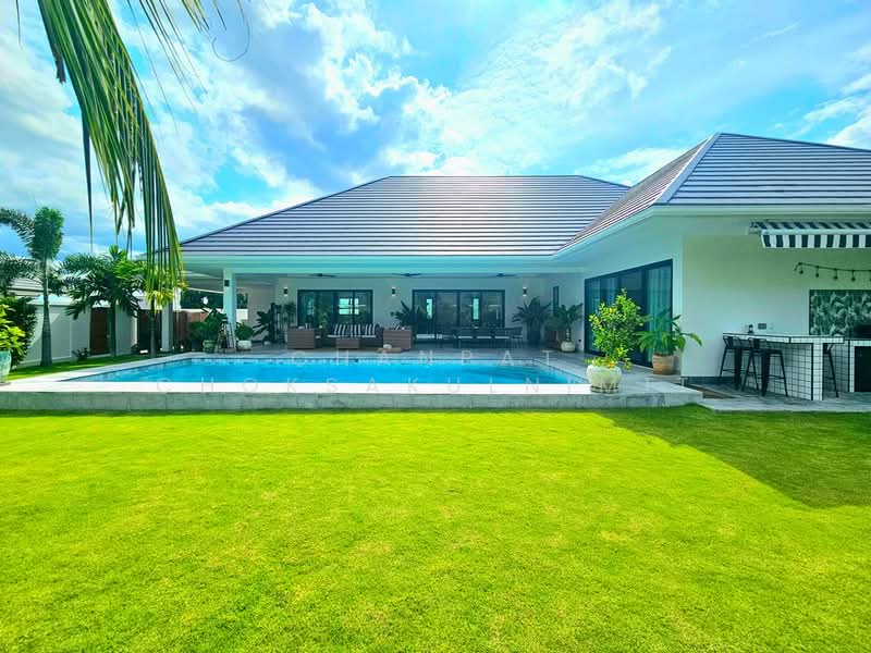 The Clouds Hua Hin 2, Prachuap Khiri Khan, Hin Lek Fai, Hua Hin, Prachuap Khiri Khan, 3 Bedrooms, 290 sqm, Villa For Sale, by Chanpat Choksakulnimit, 500475680 - DDproperty.com