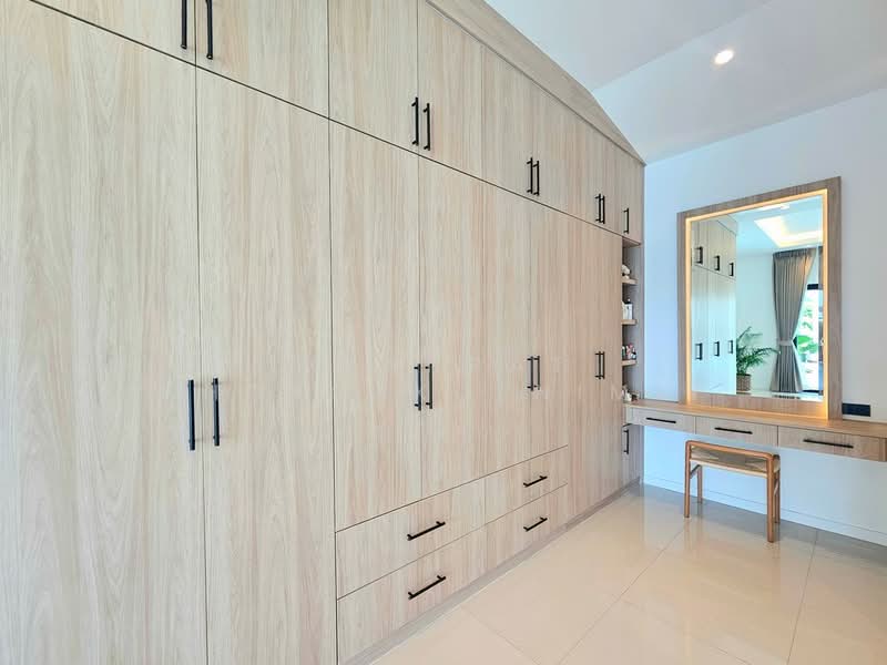 The Clouds Hua Hin 2, Prachuap Khiri Khan, Hin Lek Fai, Hua Hin, Prachuap Khiri Khan, 3 Bedrooms, 290 sqm, Villa For Sale, by Chanpat Choksakulnimit, 500475680 - DDproperty.com