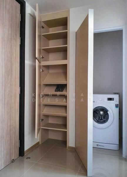 Oka Haus Sukhumvit 36, Bangkok, 3399 Rama 4 Road, Khong Tan, Khlong Toei, Bangkok, 2 Bedrooms, 41 sqm, Condo For Rent, by Konrarat Deesawat, 500475692 - DDproperty.com