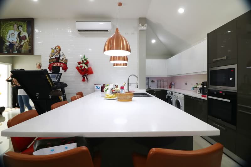 Spacious 4-Bed Pool Villa for Sale in Khon Kaen, Thailand, Khon Kaen, Ban Pet, Muang Khon Kaen, Khon Kaen, 4 Bedrooms, 151 sqm, Single Detached House For Sale, by วีรภัทรา ดาร์เปอร์, 500475702 - DDproperty.com