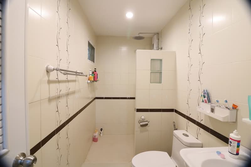 Spacious 4-Bed Pool Villa for Sale in Khon Kaen, Thailand, Khon Kaen, Ban Pet, Muang Khon Kaen, Khon Kaen, 4 Bedrooms, 151 sqm, Single Detached House For Sale, by วีรภัทรา ดาร์เปอร์, 500475702 - DDproperty.com