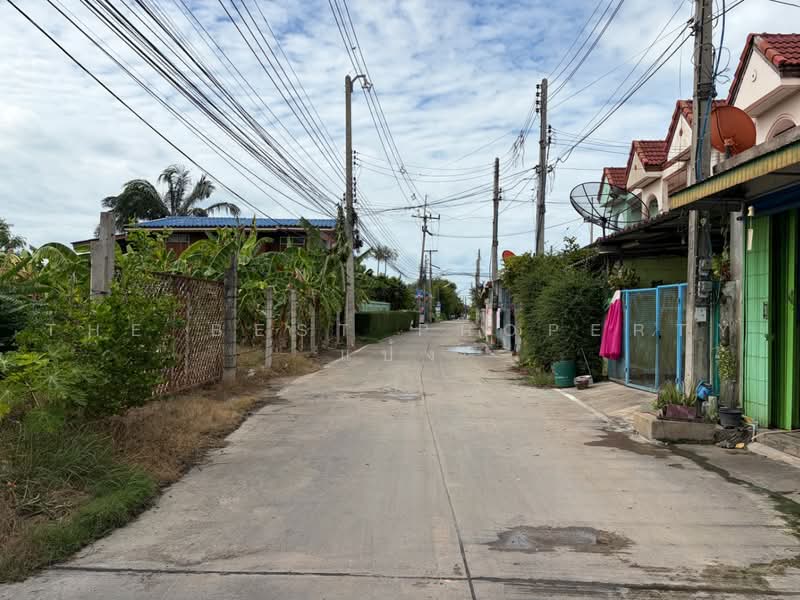 ทาวน์เฮ้าส์ท่าศาลา ลพบุรี, Lop Buri, Tha Sala, Muang Lop Buri, Lop Buri, 2 Bedrooms, 150 sqm, Townhouse For Sale, by The Best Property แป้ง, 500475713 - DDproperty.com