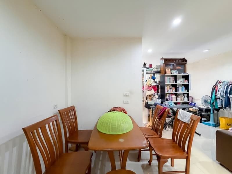 The Exclusive Wongwaen - Ramintra, Bangkok, Motorway 9 Frontage Road, Tha Rang, Bang Khen, Bangkok, 4 Bedrooms, 170 sqm, Townhouse For Sale, by คุณรุ่งนภา ศาสนะ (ออย), 500475715 - DDproperty.com