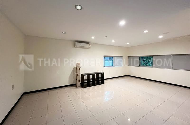 Panya Pattanakarn Village, Bangkok, Soi Phatthanakarn 30, Suan Luang, Bangkok, 4 Bedrooms, 400 sqm, Single Detached House For Rent, by Khun Nita, 500475725 - DDproperty.com