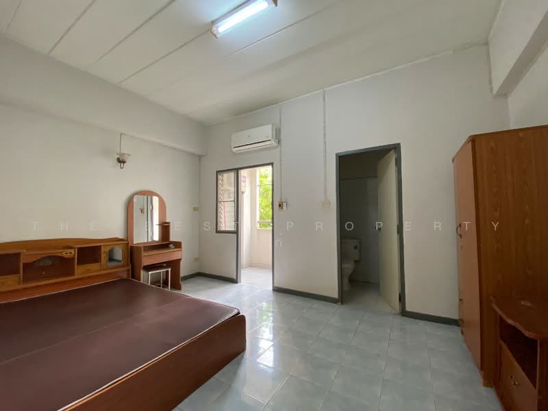 อพาร์ทเม้นท์จตุจักร กรุงเทพมหานคร, Bangkok, Jom Phon, Chatuchak, Bangkok, , 150 sqm, Shophouse For Sale, by The Best Property ไก่, 500475729 - DDproperty.com