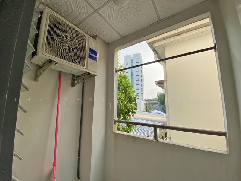 อพาร์ทเม้นท์จตุจักร กรุงเทพมหานคร, Bangkok, Jom Phon, Chatuchak, Bangkok, , 150 sqm, Shophouse For Sale, by The Best Property ไก่, 500475729 - DDproperty.com