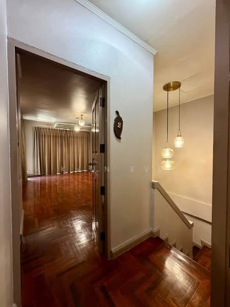 Townhouse for rent near BTS Phra Khanong Ekamai sukhumvit ( SPSEVE2209 ), Bangkok, สุขุมวิท, Phra Kanong, Khlong Toei, Bangkok, 4 Bedrooms, 240 sqm, Townhouse For Rent, by Khun EVE, 500475736 - DDproperty.com