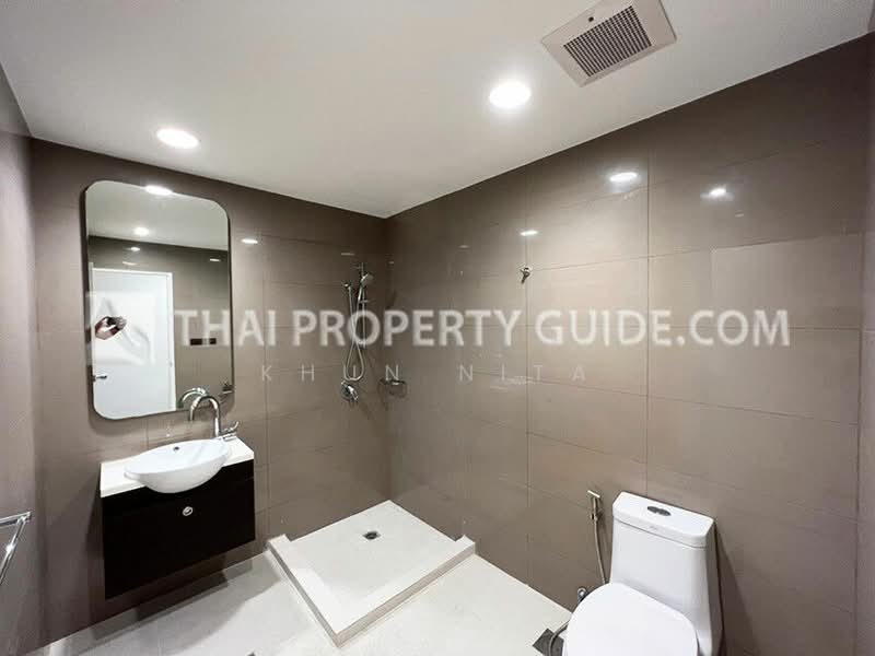 La Cascade, Bangkok, Eakamai, Khlong Tan Nua, Watthana, Bangkok, 4 Bedrooms, 360 sqm, Condo For Rent, by Khun Nita, 500475743 - DDproperty.com