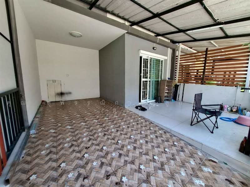 Lio Bliss Kanchanaphisek – Chaiyapruk, Nonthaburi, Soi Ban Kluai-Sai Noi, Bang Rak Pattana, Bang Bua Thong, Nonthaburi, 3 Bedrooms, 100 sqm, Townhouse For Sale, by คุณ สุพรรณิการ์ ลูกอินทร์ (ตูน), 500475758 - DDproperty.com
