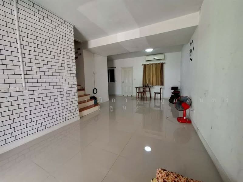 Lio Bliss Kanchanaphisek – Chaiyapruk, Nonthaburi, Soi Ban Kluai-Sai Noi, Bang Rak Pattana, Bang Bua Thong, Nonthaburi, 3 Bedrooms, 100 sqm, Townhouse For Sale, by คุณ สุพรรณิการ์ ลูกอินทร์ (ตูน), 500475758 - DDproperty.com