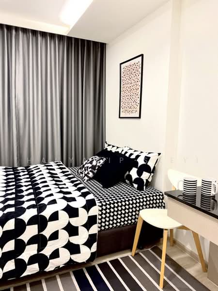 Vtara Sukhumvit 36, Bangkok, 118 Soi Saen Sabai, Phra Kanong, Khlong Toei, Bangkok, 2 Bedrooms, 91 sqm, Condo For Rent, by Thanyatip Saeyi, 500475773 - DDproperty.com