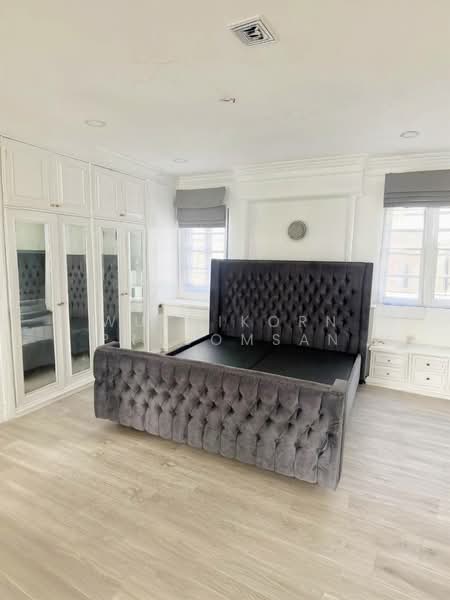 Ladawan Srinakarin, Samut Prakan, Srinakarin Road, Bang Kaeo, Bang Plee, Samut Prakan, 4 Bedrooms, 330 sqm, Single Detached House For Rent, by Wuthikorn Prasomsan, 500475782 - DDproperty.com