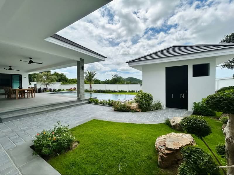 Highland Villas 3, Prachuap Khiri Khan, Hin Lek Fai, Hua Hin, Prachuap Khiri Khan, 3 Bedrooms, 300 sqm, Villa For Sale, by Aonaurai Kumsing (Annie), 500475787 - DDproperty.com