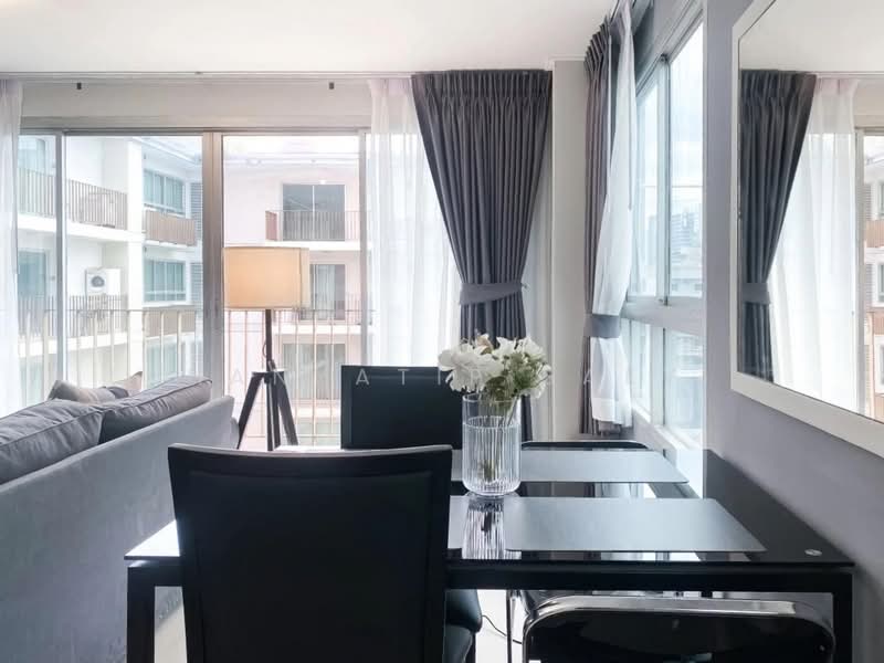 The Clover Thonglor Residence, Bangkok, Soi Sukhumvit 55, Khlong Tan Nua, Watthana, Bangkok, 1 Bedroom, 60 sqm, Condo For Rent, by Thanyatip Saeyi, 500475801 - DDproperty.com
