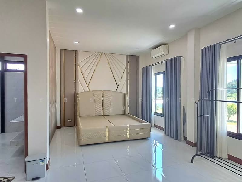 บ้านเดี่ยวพร้อมที่ดินศรีราชา ชลบุรี, Chon Buri (Pattaya), Bo Win, Si Racha, Chon Buri (Pattaya), 5 Bedrooms, 200 sqm, Single Detached House For Sale, by The Best Property นุ้ย, 500475824 - DDproperty.com