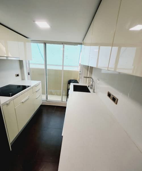 59 Heritage, Bangkok, 18 Soi Sukhumvit 59, Khlong Tan Nua, Watthana, Bangkok, 4 Bedrooms, 200 sqm, Condo For Rent, by Thanyatip Saeyi, 500475865 - DDproperty.com