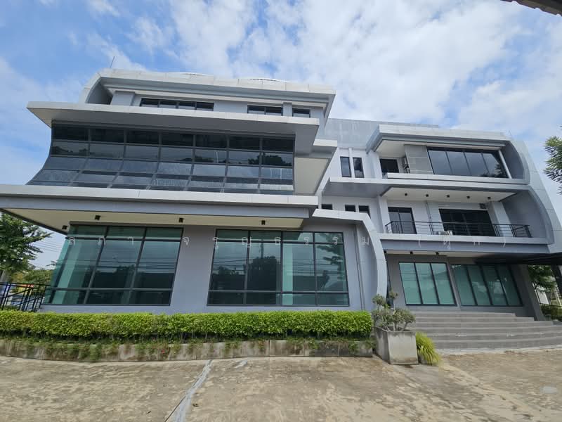 FOR RENT: 2-Rai Commercial Property with Office Building, Staff Dormitory & Facilities – Phutthamont, Bangkok, Bang Ra Mat, Taling Chan, Bangkok, , 1,500 sqm, Office Space For Rent, by Wanlapa Charoonthum, 500475871 - DDproperty.com