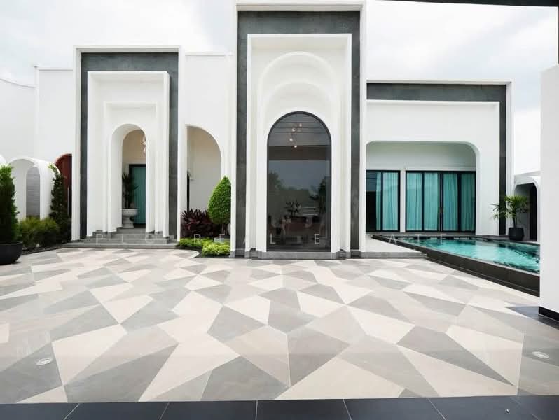 Luxury 3 Pool Villas Project for Rent Pattaya, Chon Buri (Pattaya), Bang Lamung, Bang Lamung (Pattaya), Chon Buri (Pattaya), 10+ Bedrooms, 1,400 sqm, Villa For Sale, by PLC real estate, 500475887 - DDproperty.com