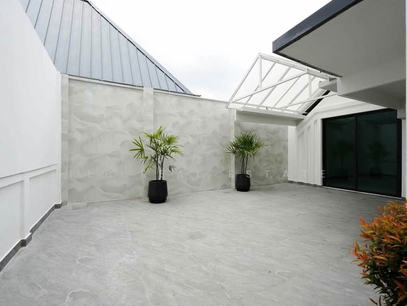 Luxury 3 Pool Villas Project for Rent Pattaya, Chon Buri (Pattaya), Bang Lamung, Bang Lamung (Pattaya), Chon Buri (Pattaya), 10+ Bedrooms, 1,400 sqm, Villa For Sale, by PLC real estate, 500475887 - DDproperty.com