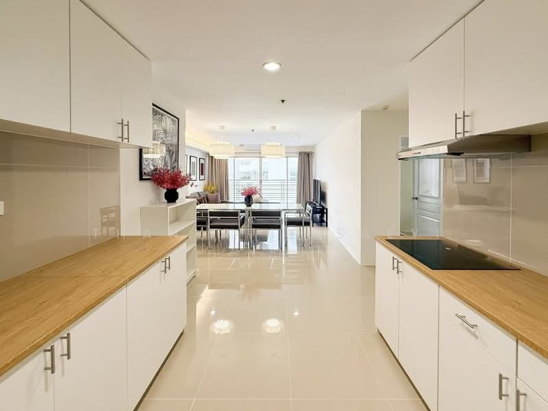 The Waterford Diamond Tower Sukhumvit, Bangkok, 758/18 Soi Sukhumvit 30/1, Sukhumvit Road, Khlong Toei, Bangkok, 4 Bedrooms, 186 sqm, Condo For Rent, by Thanyatip Saeyi, 500475900 - DDproperty.com