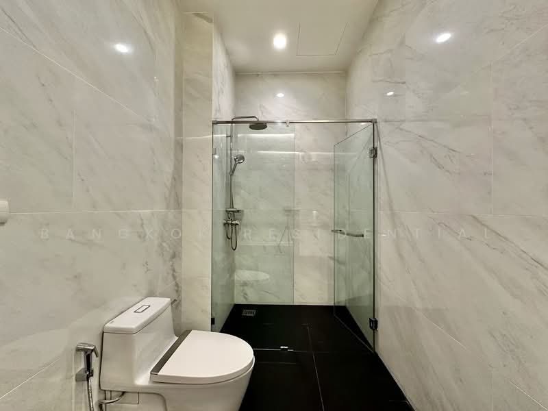 Vana Residence Sukhumvit 26, Bangkok, 38 Soi Attrakravee1, Sukhumvit 26 Road, Khong Tan, Khlong Toei, Bangkok, 2 Bedrooms, 100 sqm, Apartment For Rent, by Bangkok Residential, 500475903 - DDproperty.com