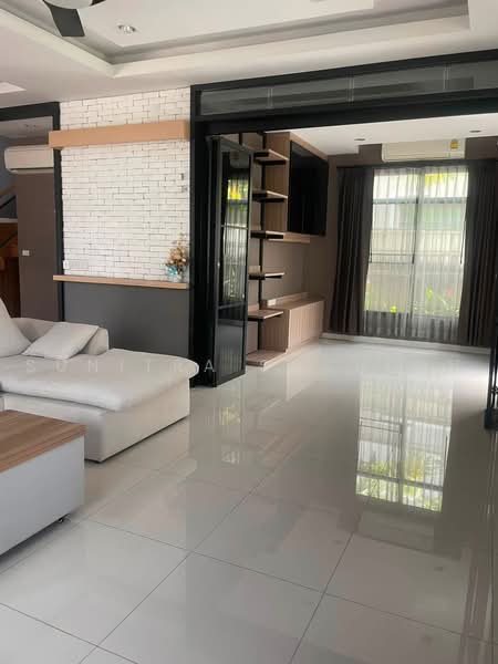 The Palm Pattanakarn, Bangkok, Phatthanakan Road, Suan Luang, Bangkok, 4 Bedrooms, 280 sqm, Single Detached House For Rent, by Sunitra Sachdev, 500475912 - DDproperty.com