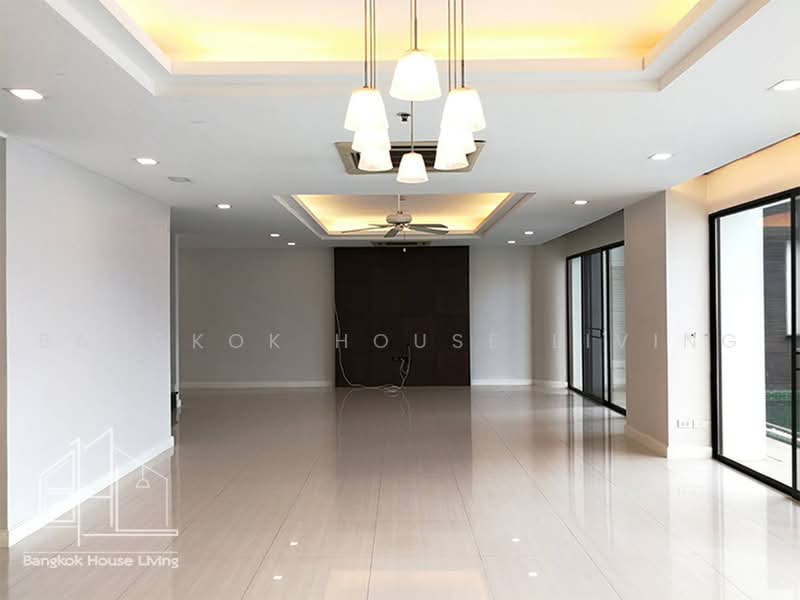Le Raffine Sukhumvit 24, Bangkok, Soi Sukhumvit 24, Khong Tan, Khlong Toei, Bangkok, 4 Bedrooms, 370 sqm, Condo For Rent, by Bangkok House Living, 500475924 - DDproperty.com
