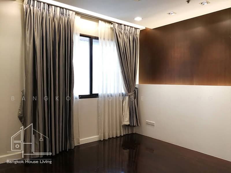 Le Raffine Sukhumvit 24, Bangkok, Soi Sukhumvit 24, Khong Tan, Khlong Toei, Bangkok, 4 Bedrooms, 370 sqm, Condo For Rent, by Bangkok House Living, 500475924 - DDproperty.com
