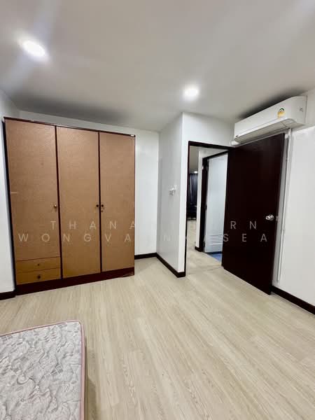 Sriwara Garden Condominium, Bangkok, 1205 Soi Town in Town, Wang Thonglang, Bangkok, 2 Bedrooms, 80 sqm, Condo For Rent, by Thananthorn Wongvarnkaseam, 500475929 - DDproperty.com