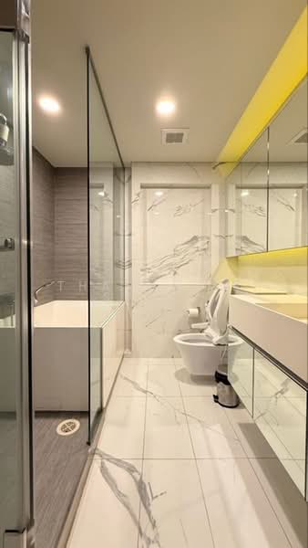 Siamese Exclusive Sukhumvit 31, Bangkok, 75 Soi Sukhumvit 31, Khlong Tan Nua, Watthana, Bangkok, 2 Bedrooms, 72 sqm, Condo For Rent, by Thanyatip Saeyi, 500475931 - DDproperty.com