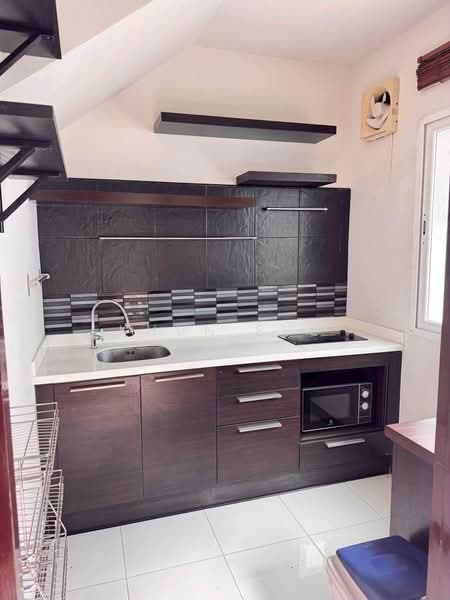 Baan Klang Muang Urbanion Rama 9-Ladprao : บ้านกลางเมือง เออร์บาเนี่ยน พระราม 9-ลาดพร้าว, กรุงเทพ, ซอยลาดพร้าว 84 ถนนลาดพร้าว, วังทองหลาง, กรุงเทพ, 180 ตร.ม., ทาวน์เฮ้าส์ ให้เช่า, โดย Khun EVE, 500475932 - DDproperty.com