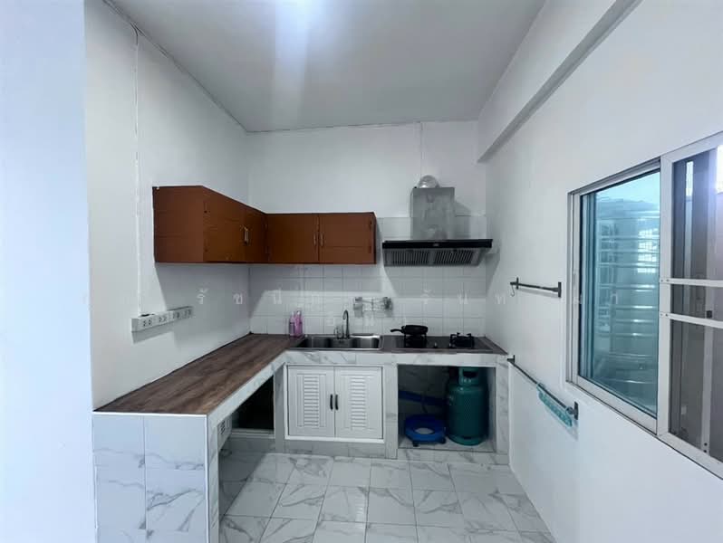 Evergreen Ville Bangna-Trad, Bangkok, 561 Bang Na-Trat 46, Bang Na, Bangkok, 3 Bedrooms, 110 sqm, Townhouse For Sale, by คุณ รัชนีกร จันทร์มา (อิม), 500475933 - DDproperty.com