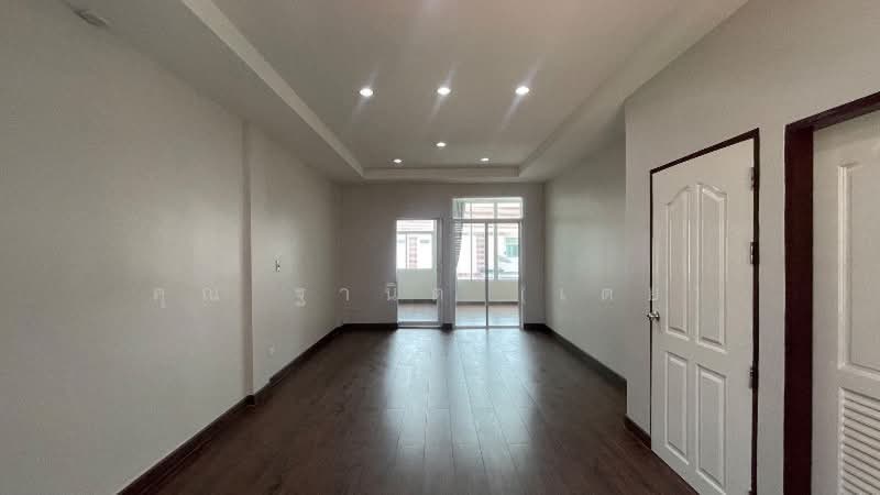 The British Sathorn-Kallaprapruk, Bangkok, Kanlapaphruek Road, Bang Wa, Phasi Charoen, Bangkok, , 220 sqm, Shophouse For Sale, by คุณ ฐานิต (เตย), 500475934 - DDproperty.com