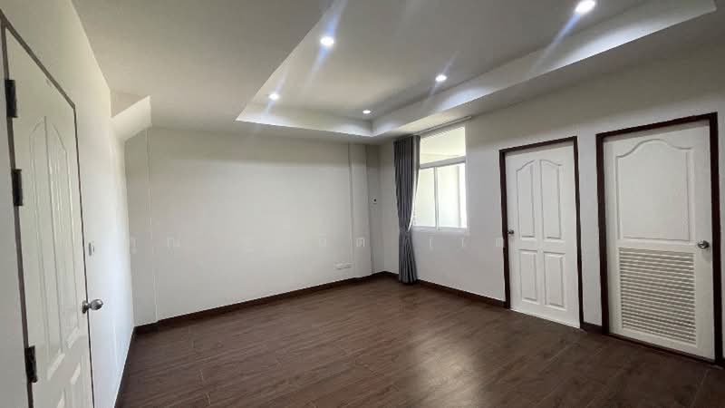 The British Sathorn-Kallaprapruk, Bangkok, Kanlapaphruek Road, Bang Wa, Phasi Charoen, Bangkok, , 220 sqm, Shophouse For Sale, by คุณ ฐานิต (เตย), 500475934 - DDproperty.com
