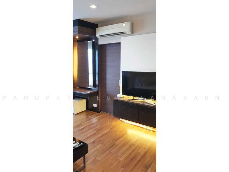 Ivy Ampio, Bangkok, 48 Ratchadaphisek Road, Huai Khwang, Bangkok, 1 Bedroom, 33 sqm, Condo For Rent, by Panupak Reungtanasarn, 500475949 - DDproperty.com