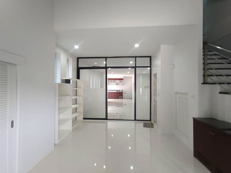 Home Office for Rent – Town in Town | Private Parking for 15+ Cars (SPSSR353), Bangkok, ศรีวรา, Phlapphla, Wang Thonglang, Bangkok, , 820 sqm, Shophouse For Rent, by Khun Poon, 500475959 - DDproperty.com