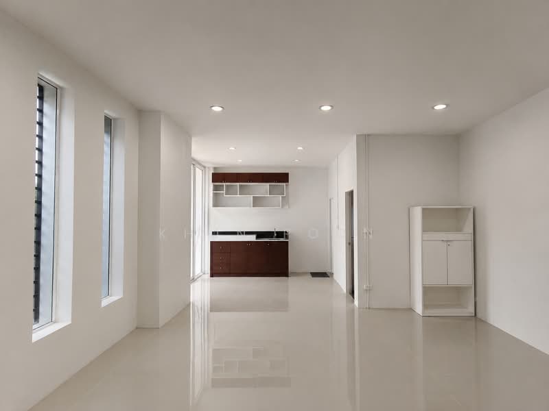 Home Office for Rent – Town in Town | Private Parking for 15+ Cars (SPSSR353), Bangkok, ศรีวรา, Phlapphla, Wang Thonglang, Bangkok, , 820 sqm, Shophouse For Rent, by Khun Poon, 500475959 - DDproperty.com