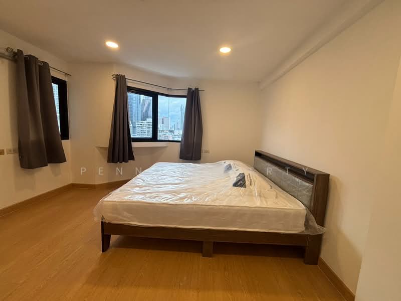 Sukhumvit Park, Bangkok, 27 Soi Sukhumvit 10, Khlong Toei, Khlong Toei, Bangkok, 3 Bedrooms, 100 sqm, Condo For Rent, by penn_property, 500475960 - DDproperty.com