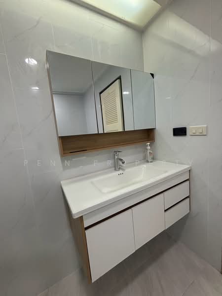 Sukhumvit Park, Bangkok, 27 Soi Sukhumvit 10, Khlong Toei, Khlong Toei, Bangkok, 3 Bedrooms, 100 sqm, Condo For Rent, by penn_property, 500475960 - DDproperty.com