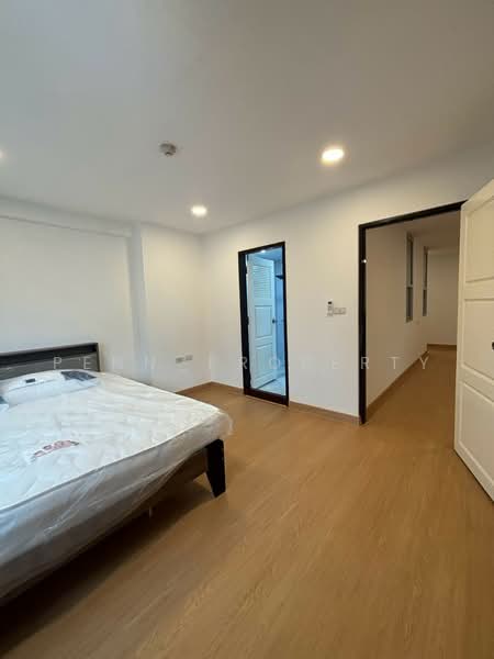 Sukhumvit Park, Bangkok, 27 Soi Sukhumvit 10, Khlong Toei, Khlong Toei, Bangkok, 3 Bedrooms, 100 sqm, Condo For Rent, by penn_property, 500475960 - DDproperty.com