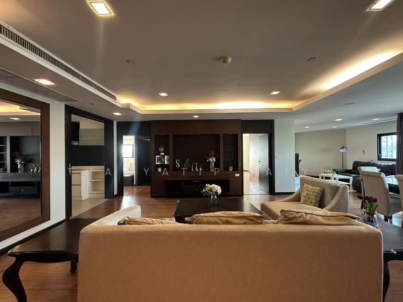 Sathorn Gardens, Bangkok, 39 South Sathorn Road, Thung Maha Mek, Sathon, Bangkok, 3 Bedrooms, 200 sqm, Condo For Rent, by Thanyatip Saeyi, 500475968 - DDproperty.com