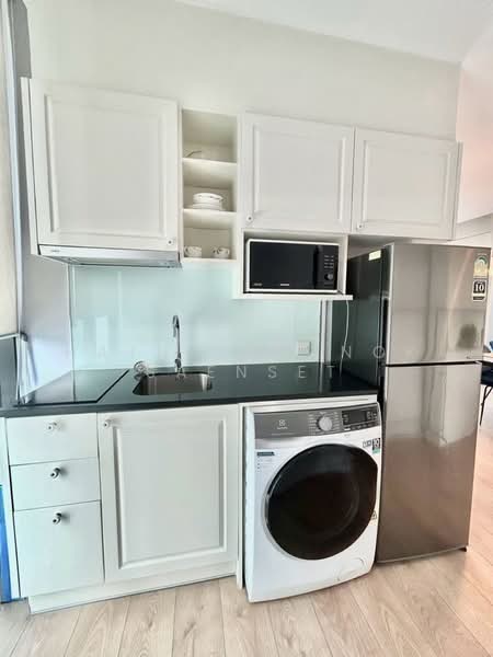 Noble Recole, Bangkok, 77 Soi Sukhumvit 19 Sukhumvit Road, Khlongtoei Nua, Watthana, Bangkok, 2 Bedrooms, 62 sqm, Condo For Rent, by Hathaichanok Saenset, 500475969 - DDproperty.com