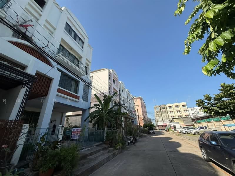 Srinakarin Grand Home, Bangkok, Supaphong Road 1 Yeak 3, Nong Bon, Prawet, Bangkok, 3 Bedrooms, 160 sqm, Townhouse For Sale, by คุณ กัญพิชา ชูกลิ่น (ฝ้าย), 500475985 - DDproperty.com