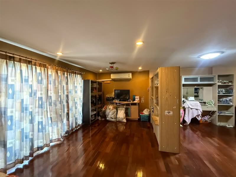 Srinakarin Grand Home : ศรีนครินทร์ แกรนด์โฮม, กรุงเทพ, ถนน สุภาพงษ์ 1 แยก 3, หนองบอน, ประเวศ, กรุงเทพ, 160 ตร.ม., ทาวน์เฮ้าส์ ขาย, โดย คุณ กัญพิชา ชูกลิ่น (ฝ้าย), 500475985 - DDproperty.com