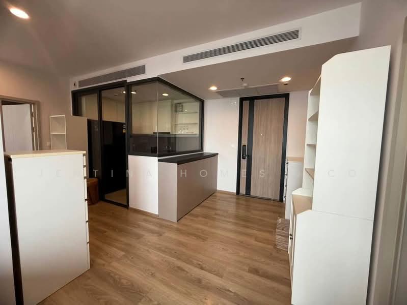 Oka Haus Sukhumvit 36, Bangkok, 3399 Rama 4 Road, Khong Tan, Khlong Toei, Bangkok, 2 Bedrooms, 70 sqm, Condo For Rent, by Jentina Homes & Co, 500475999 - DDproperty.com