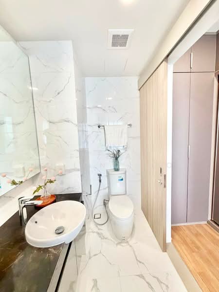 Cloud Thonglor-Phetchaburi, Bangkok, 1986 New Petchaburi Road, Bang Kapi, Huai Khwang, Bangkok, 1 Bedroom, 32 sqm, Condo For Rent, by Fazwaz (Thailand) Co., Ltd., 500476012 - DDproperty.com