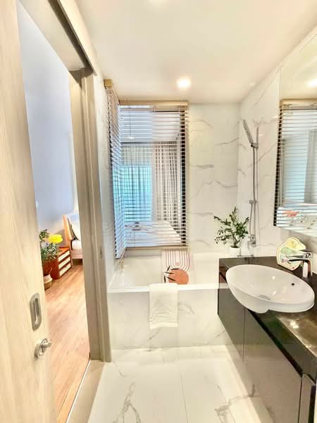 Cloud Thonglor-Phetchaburi, Bangkok, 1986 New Petchaburi Road, Bang Kapi, Huai Khwang, Bangkok, 1 Bedroom, 32 sqm, Condo For Rent, by Fazwaz (Thailand) Co., Ltd., 500476012 - DDproperty.com